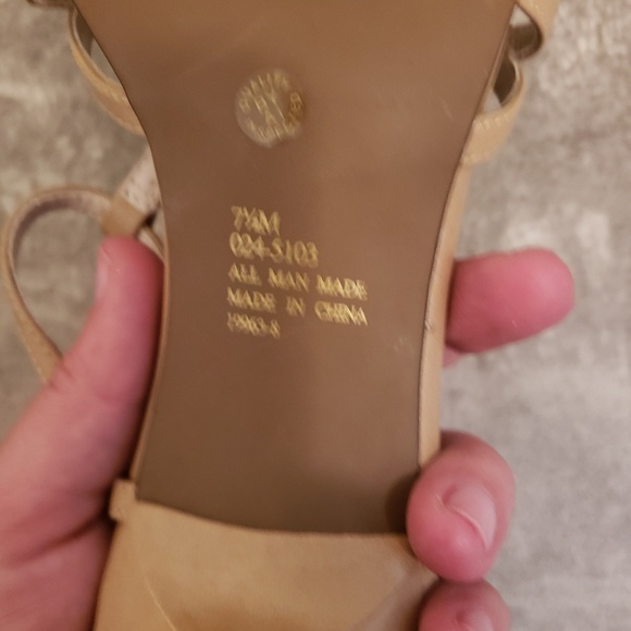 Tan Strapy Heel - Picture 2 of 5